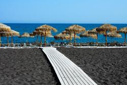 PERISSA BEACH, Santorini