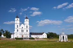 Bazilika Nanebovzatia Panny Márie, Lotyšsko