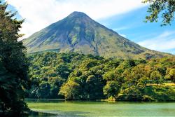 Vulkán Arenal. Kostarika