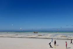 Kitesurfing na Zanzibare.