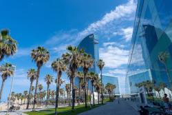 Pláž a promenáda Barceloneta.