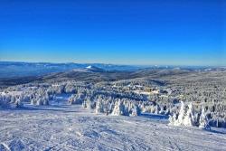 Zimné stredisko Kopaonik v Srbsku.