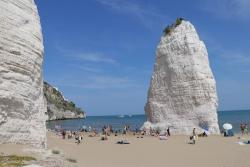 Pláž Spiaggia della Scialara. Taliansko.