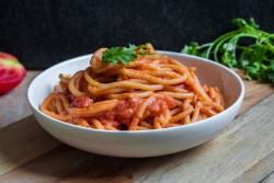 Cestoviny bucatini all´Amatriciana