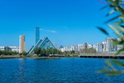 Astana a moderné budovy. Kazachstan. 
