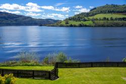Modré jazero Loch Ness, Veľká Británia