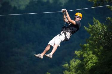 zip- line makarska