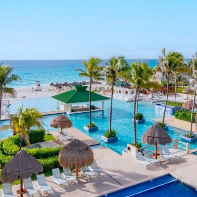 Bazén hotela Iberostar Selection Cancun.