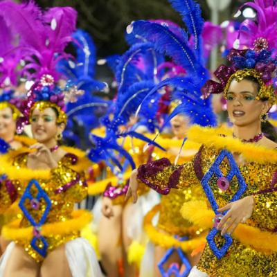 Karnevalový pochod na Madeire.