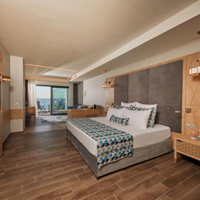 Hotel Secrets Sunny Beach Resort & Spa