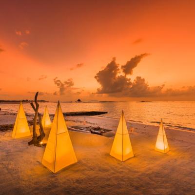 Reštaurácia hotela Heritance Aarah, Maldivy