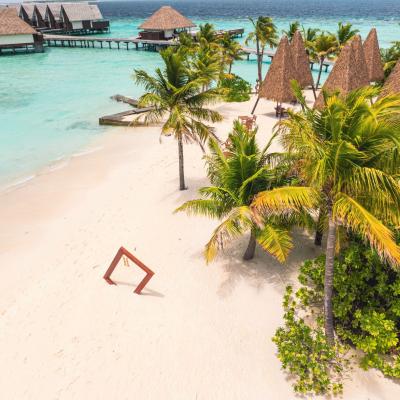 pláž hotela Heritance Aarah, Maldivy