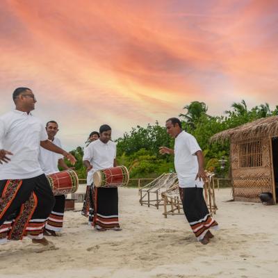 maldivskí hudobníci boduberu na Maldivách