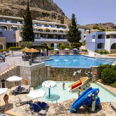 Pohľad na detský bazén hotela Porto Angeli, Rodos