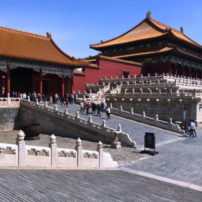 Zakázané mesto, honosné budovy a vstup. Peking.