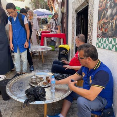 Ľudia v Casbe v Alžíri.