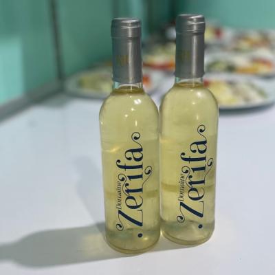 Alžírske víno Zerifa.