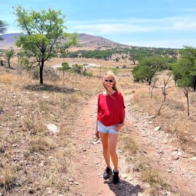 Norika Fedorová na safari. Tanzánia.