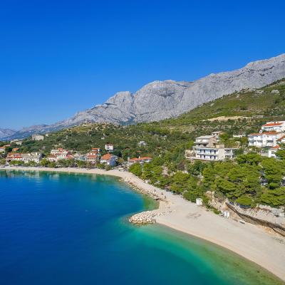 Vila Visković a krásne morské pobrežie na Makarskej.