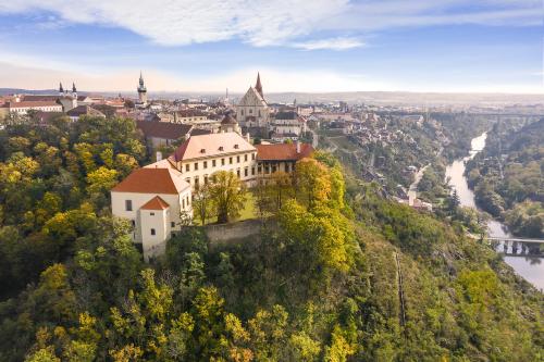 Hrady, zámky, vinice – dokonalá kombinácia pre dovolenku u našich susedov