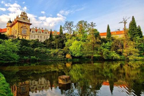 Spoznajte Prahu na jeseň: 6 tipov na najkrajšie pražské parky!
