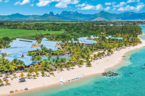 Victoria Beachcomber Resort & Spa