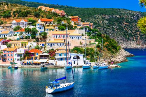 Kefalónia a jej 50 odtieňov modrej