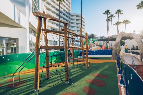 Iberostar Waves Bouganville Playa