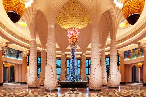 Lobby v hoteli Atlantis, The Palm
