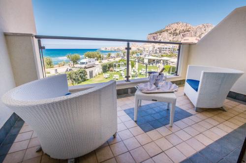 balkón s výhaldom na more