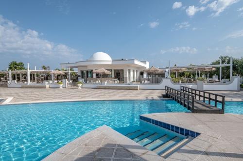 Gaia Palace_pool