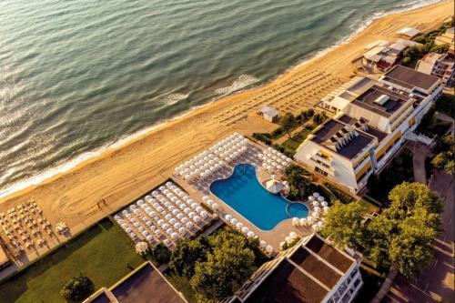 AluaSun Helios Beach zo vzduchu