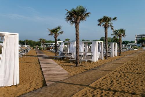 Savoy Beach Hotel & Thermal SPA