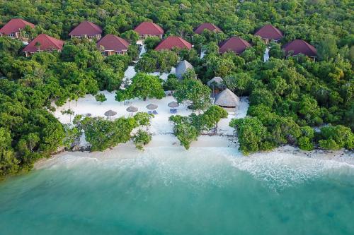 Pearl Beach by Sansi