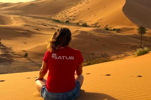 Sprievodkyňa Zdenka na Sahre.