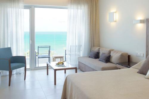 Hotel Sunrise Pearl Resort & Spa