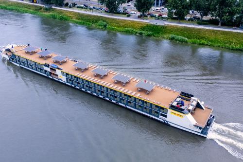 MS Albertina