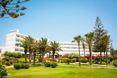 Hotel Nissi Beach Resort
