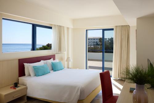 Sunrise Beach Resort