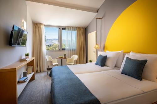 Club Dubrovnik Sunny Hotel by Valamar