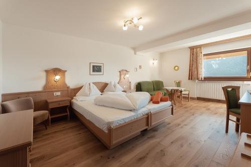 Mirabell Alpine Garden Resort