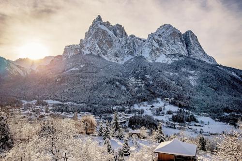 Mirabell Alpine Garden Resort