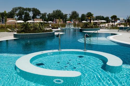 Marina Azzurra Resort