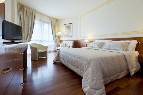 Savoy Beach Hotel & Thermal SPA