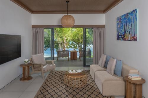 Avani+ Barbarons Seychelles