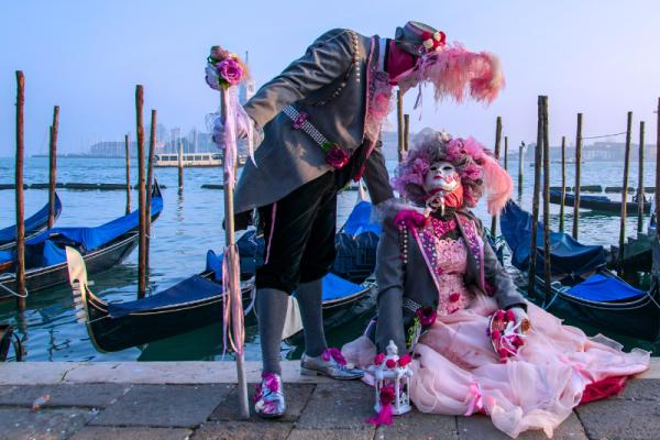 Nenechajte si ujsť Benátsky karneval 2026 v znamení zrodu olympijských hier