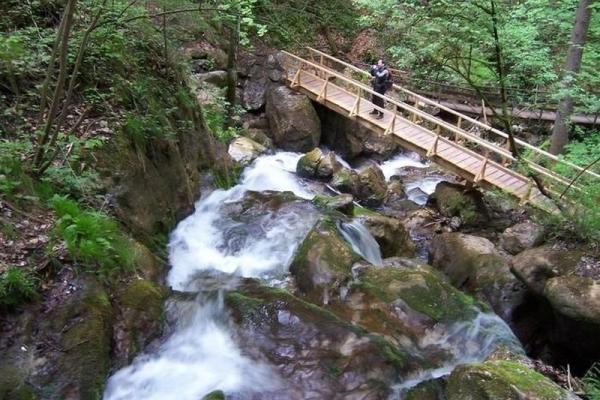 Prírodný park Myrafälle, poznávací zájazd
