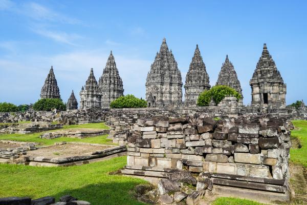 Jáva & Bali - od sopiek po pláže