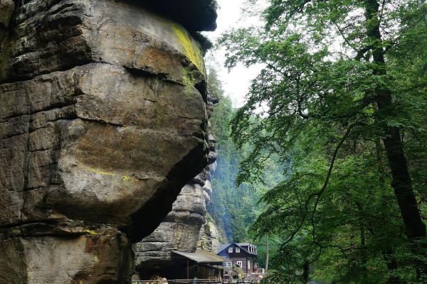 Za pokladmi Českosaského Švajčiarska