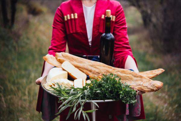 Gruzínsko - jedz, pi a miluj